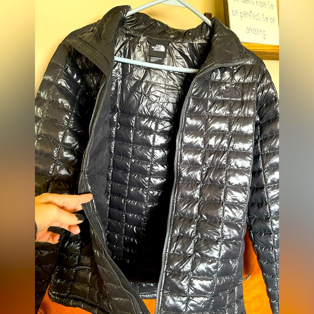 Large Black North face Puffer Jacket